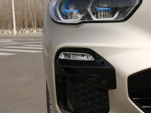 2019xDrive40i  M\b (ji)^