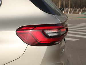 2019xDrive40i  M\b (ji)^