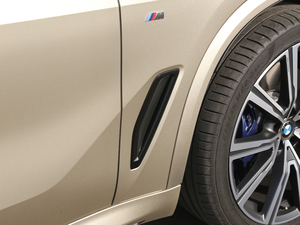 2019xDrive40i  M\b ^