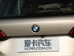 2019xDrive40i  M\b ^