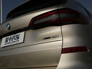 2019xDrive40i  M\b ^