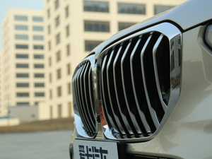 2019xDrive40i  M\b (ji)^