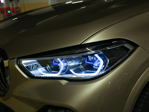 2019xDrive40i  M\b (ji)^