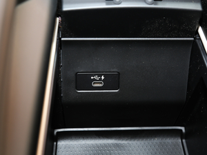 2019xDrive40i  M\b g