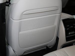 2019xDrive40i  M\b g