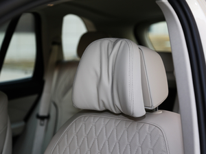 2019xDrive40i  M\b g