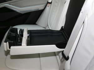 2019xDrive40i  M\b g