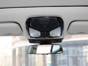 2019xDrive40i  M\b g