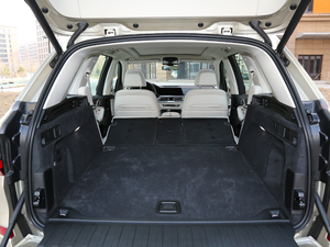 2019xDrive40i  M\b g