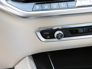 2019xDrive40i  M\b п؅^