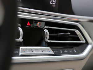 2019xDrive40i  M\b п؅^