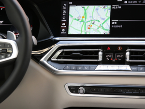 2019xDrive40i  M\b п؅^