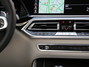 2019xDrive40i  M\b п؅^