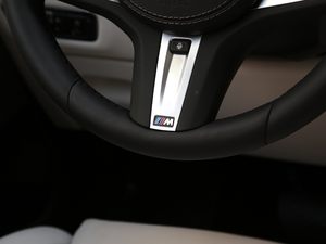 2019xDrive40i  M\b п؅^