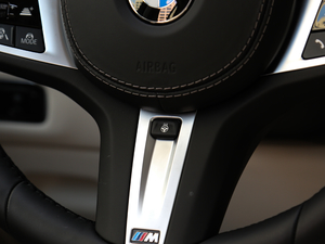 2019xDrive40i  M\b п؅^