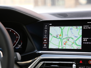 2019xDrive40i  M\b п؅^