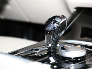 2019xDrive40i  M\b п؅^