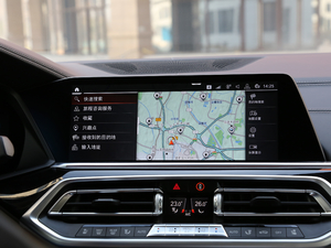 2019xDrive40i  M\b п؅^