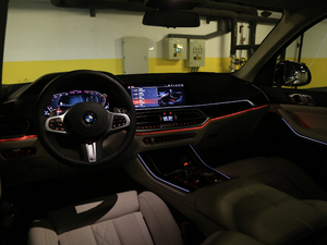 2019xDrive40i  M\(yn)b п؅^(q)