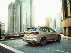 2019款xDrive40i 尊享型 M运动套装 整体外观