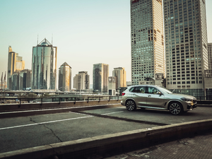 2019款xDrive40i 尊享型 M运动套装 整体外观