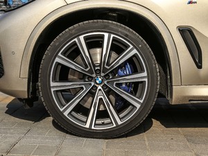 2019款xDrive40i 尊享型 M运动套装 细节外观