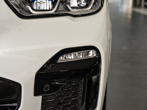 2019xDrive40i M\(yn)b (x)(ji)^