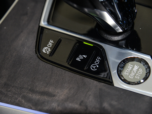 2019xDrive40i M\b п؅^