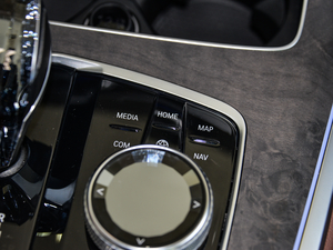 2019xDrive40i M\b п؅^