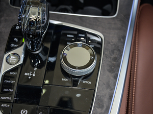 2019xDrive40i M\b п؅^