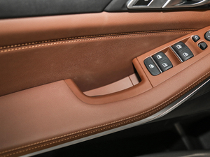 2019xDrive40i M\(yn)(dng)b g