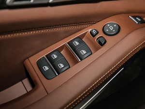 2019xDrive40i M\b п؅^