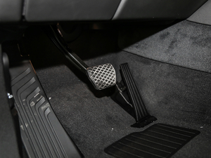 2019xDrive40i M\b п؅^(q)