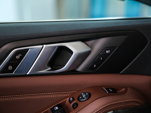 2019xDrive40i M\(yn)(dng)b g