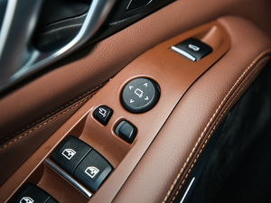 2019xDrive40i M\(yn)(dng)b g