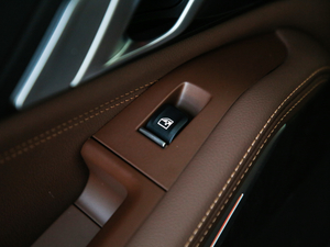 2019xDrive40i M\(yn)(dng)b g