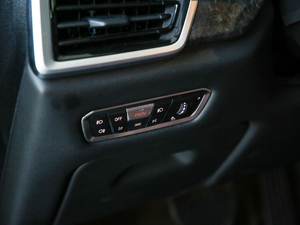 2019xDrive40i M\b п؅^(q)