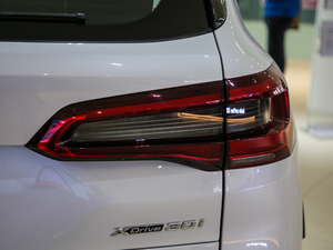 2019款xDrive30i M运动套装 尾灯