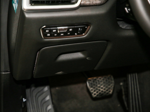 2019xDrive30i M\b п؅^