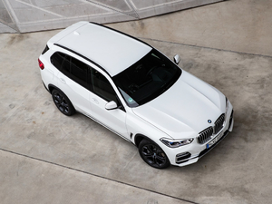 2019xDrive 45e iPerformance w^