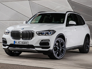 2019xDrive 45e iPerformance w^