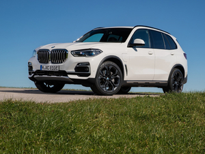 2019xDrive 45e iPerformance w^