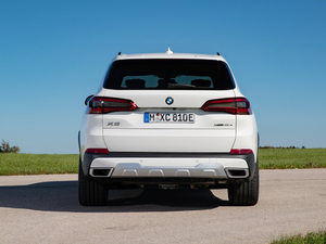 2019款xDrive 45e iPerformance 整体外观