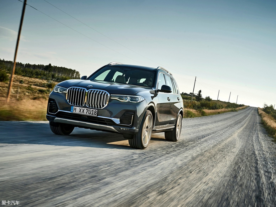 2019RX7 xDrive40i  M\b