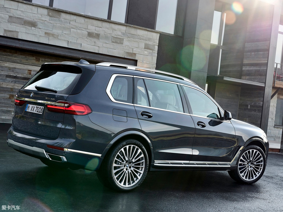 2019RX7 xDrive40i  M\b