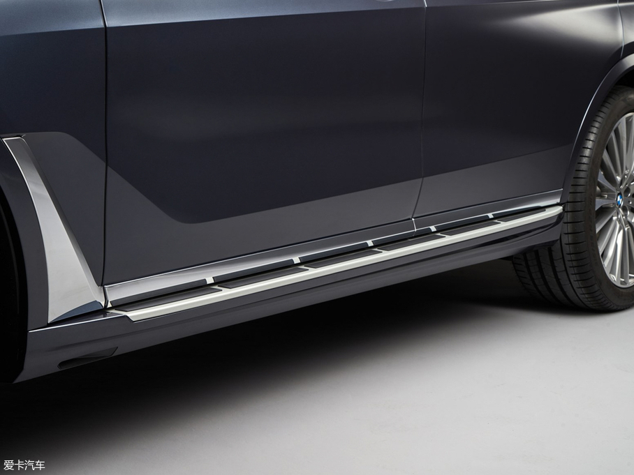 2019RX7 xDrive40i  M\b