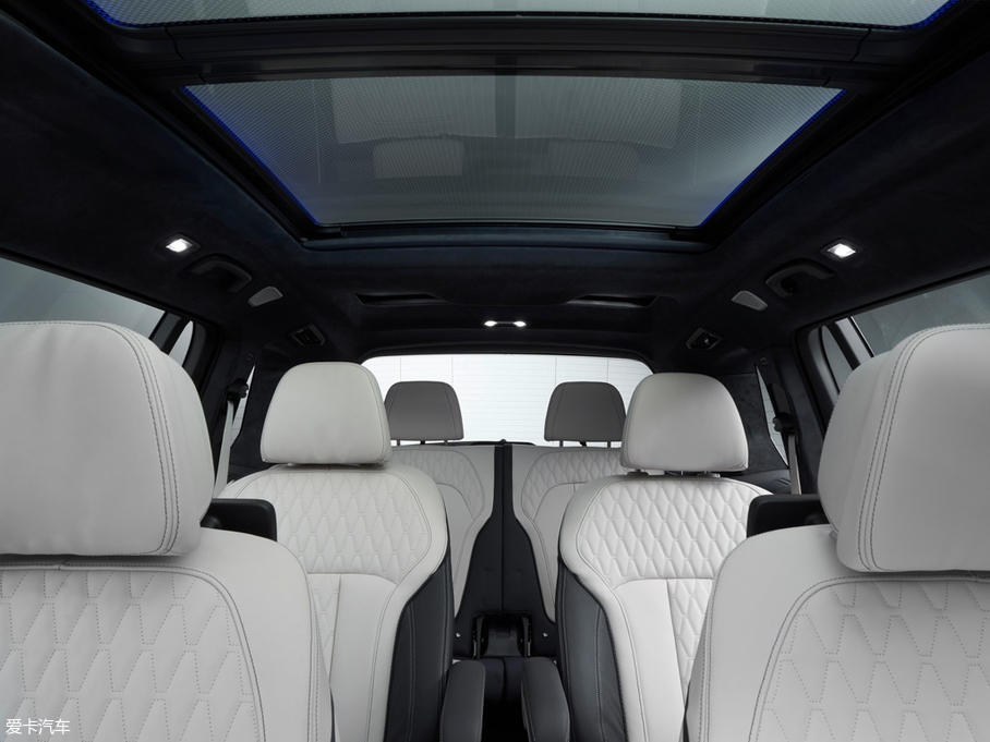 2019RX7 xDrive40i  M\b