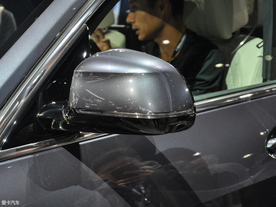 2019RX7 xDrive40i  M\b