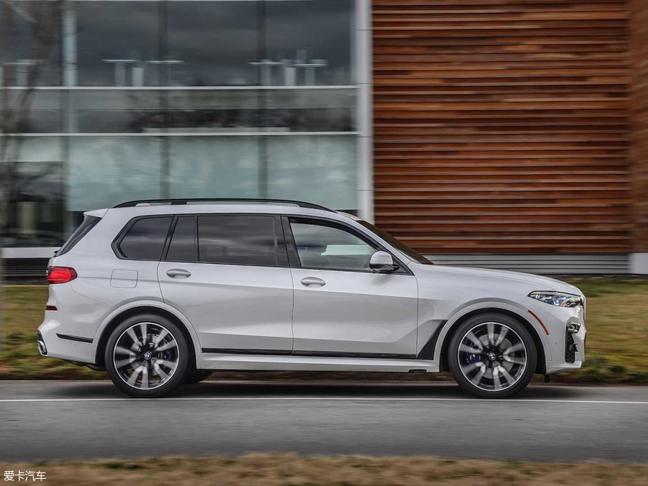 2019RX7 xDrive40i  M\b