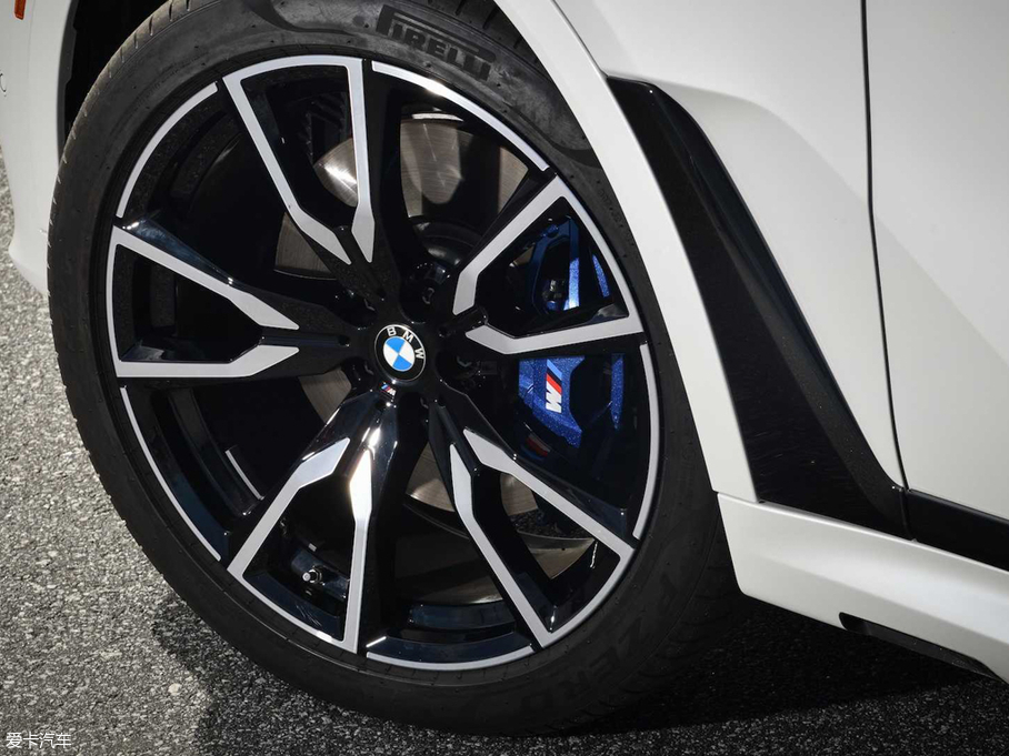 2019RX7 xDrive40i  M\b